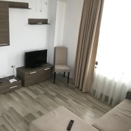 Habitat By The Sea Apartment Mamaia