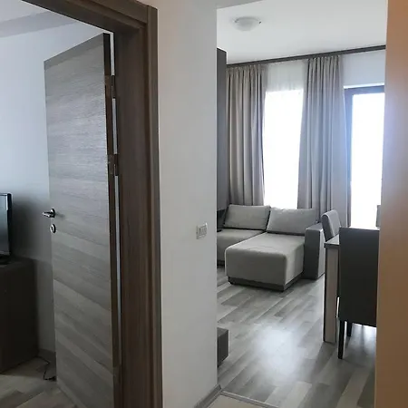 Habitat By The Sea Apartment