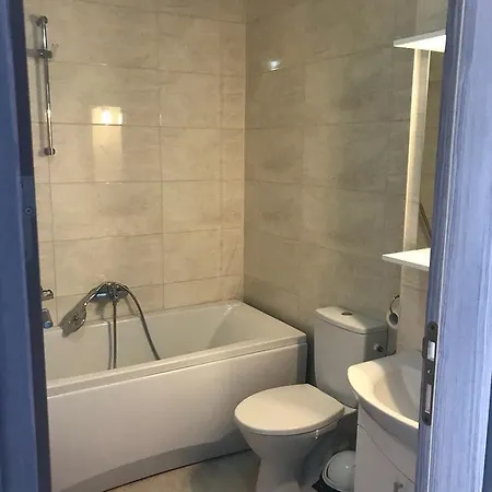 Habitat By The Sea Apartment Mamaia