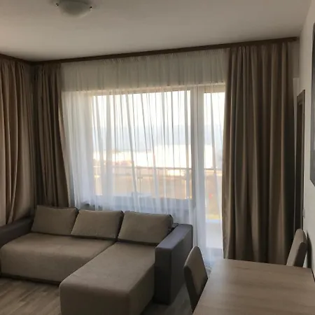 Apartment Habitat By The Sea Mamaia